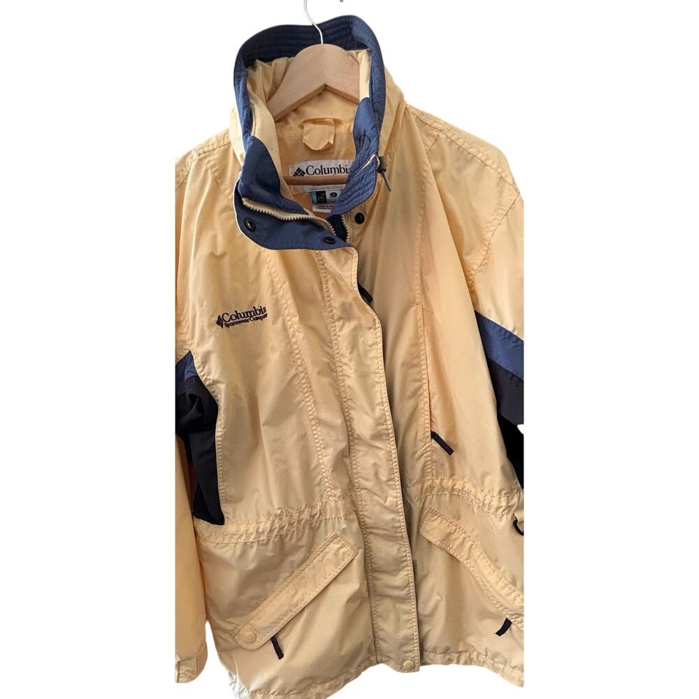 VTG Columbia Women’s Jacket Butter Yellow Blue Accents Sz M Packed Hood Outdoor - Picture 2 of 7